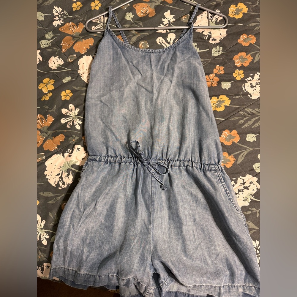 Gap Tencil Demi Romper size M. NWT